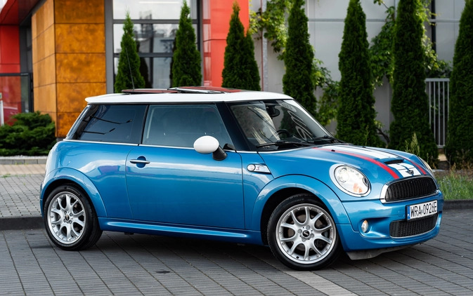 MINI Cooper S cena 22900 przebieg: 229000, rok produkcji 2006 z Bytów małe 529